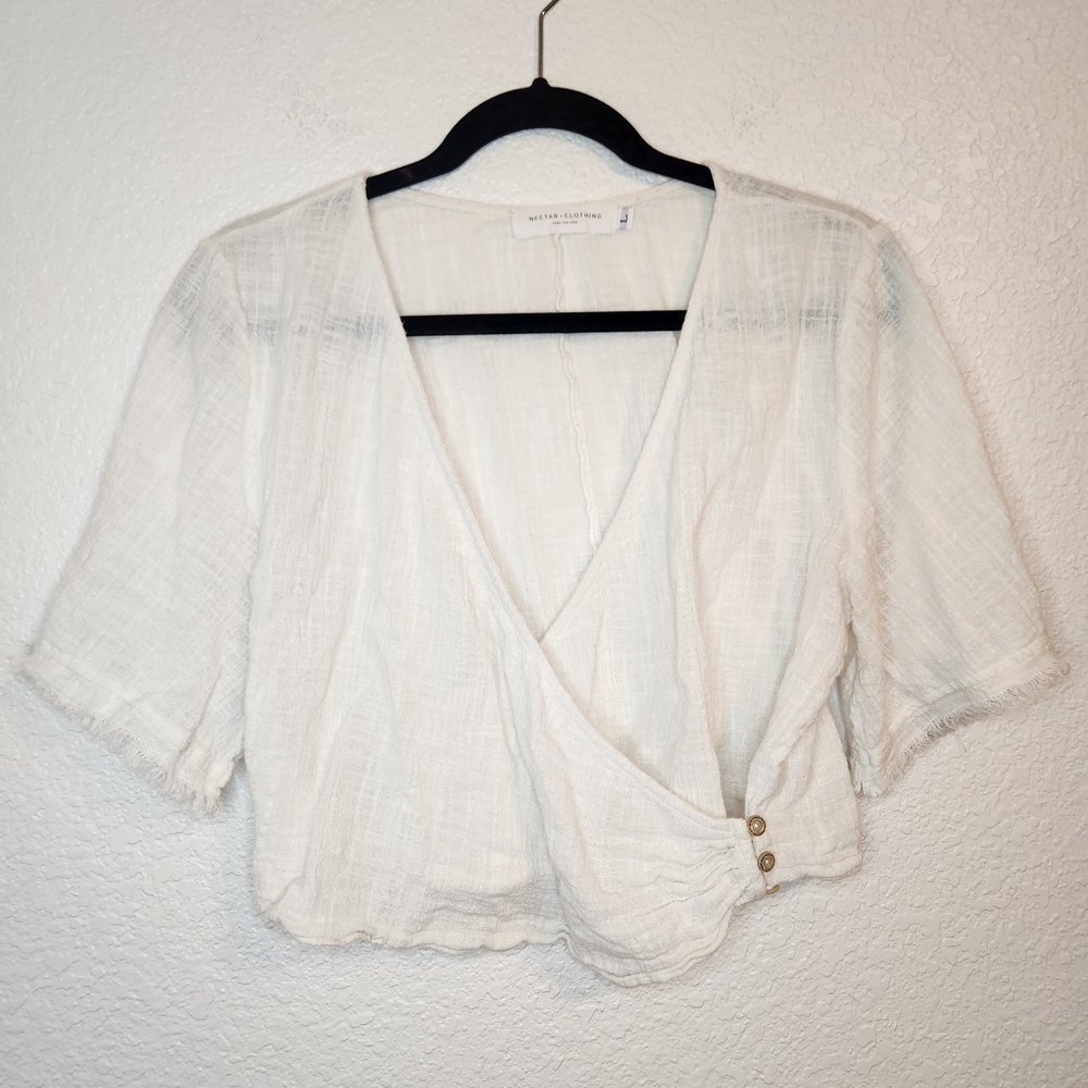 Nectar Clothing L White Wrap Crop Top with Button Detail WomenT31968